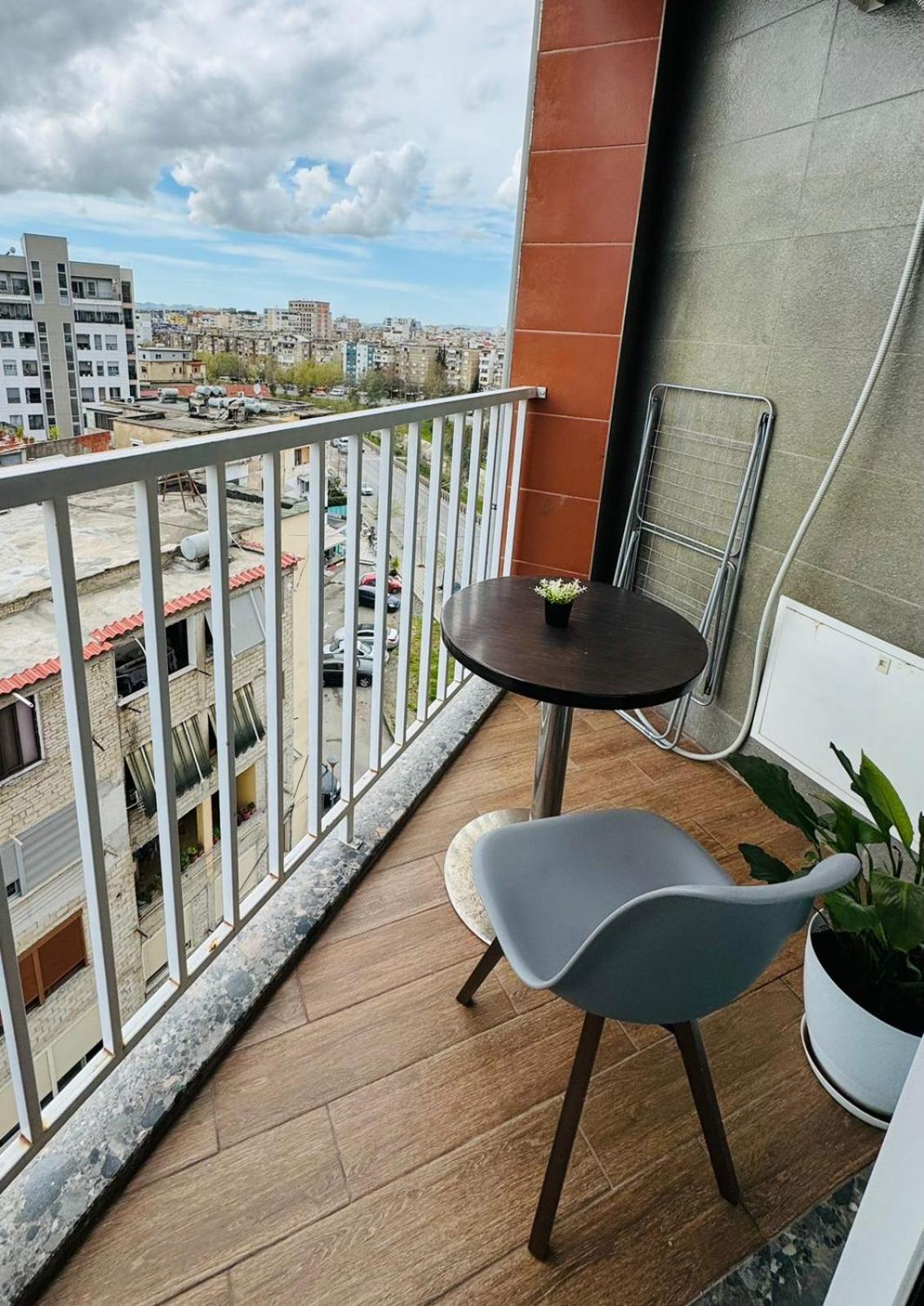 Apartamente 티라나 외부 사진